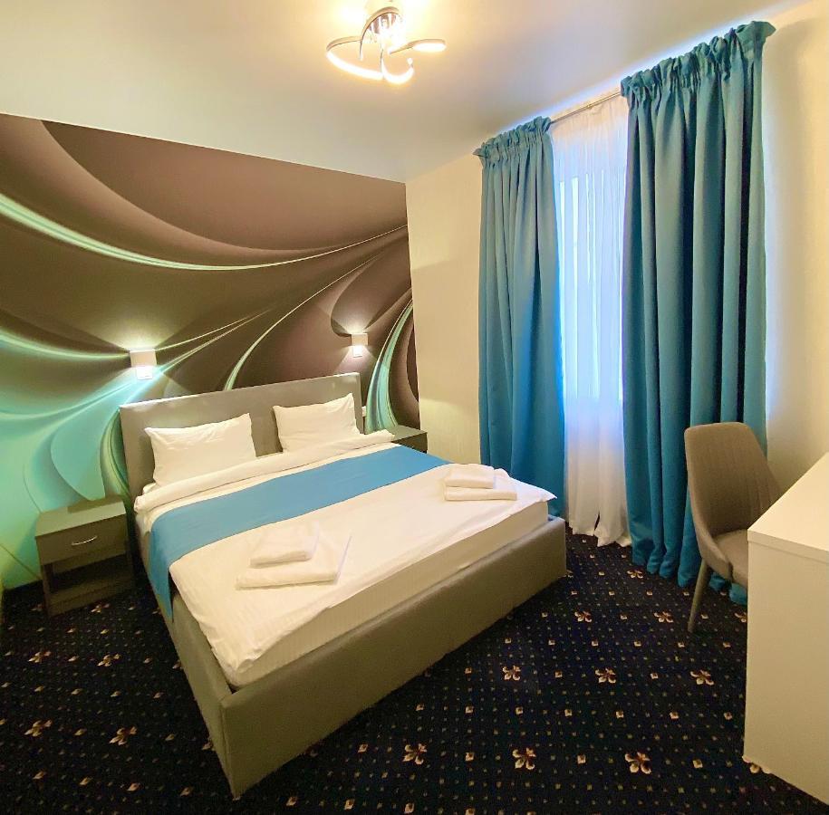Biruza Club Hotel Petrivs'ke Bagian luar foto