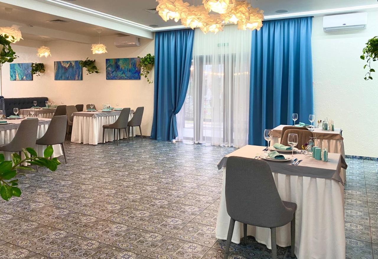 Biruza Club Hotel Petrivs'ke Bagian luar foto