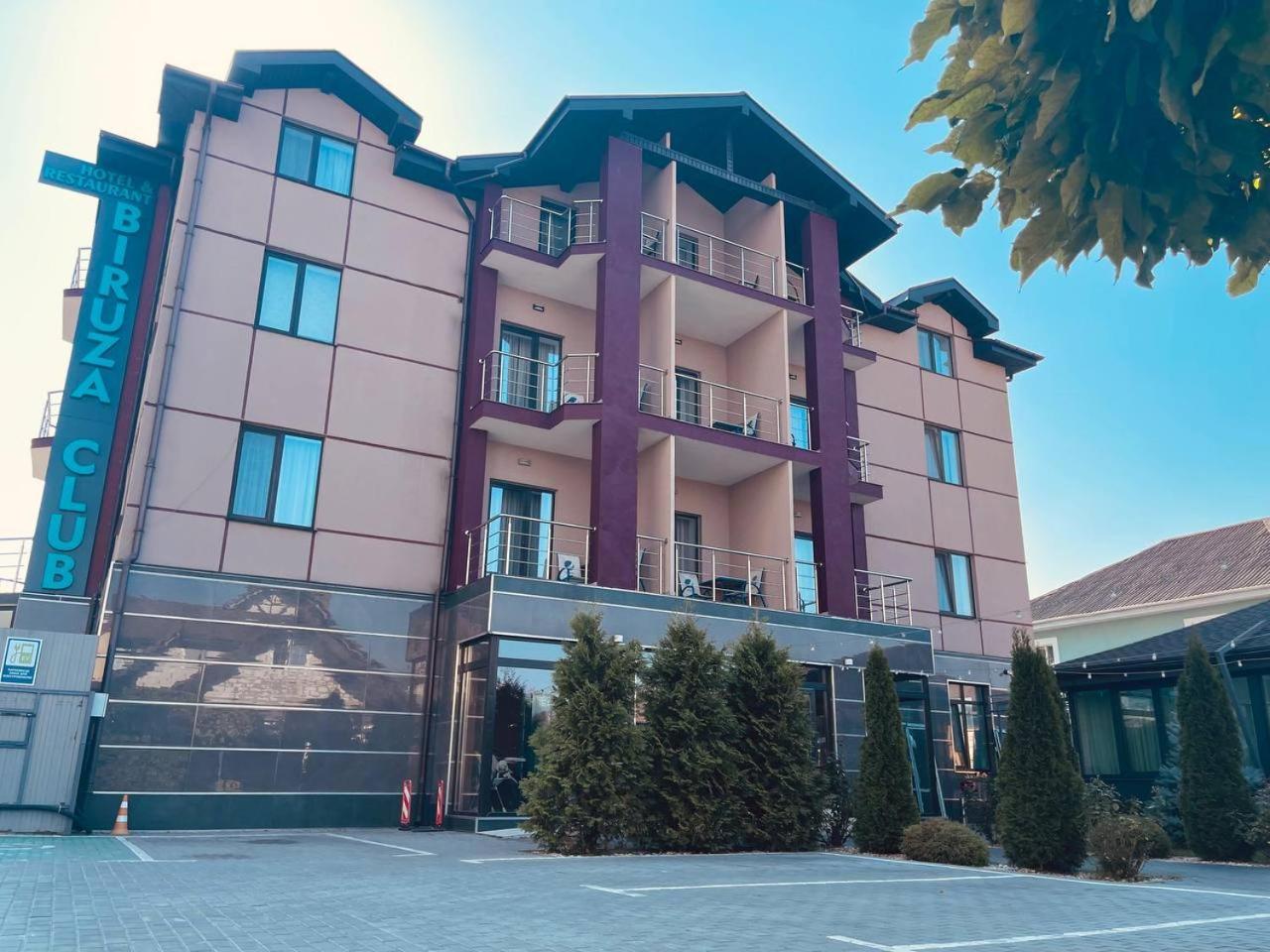 Biruza Club Hotel Petrivs'ke Bagian luar foto