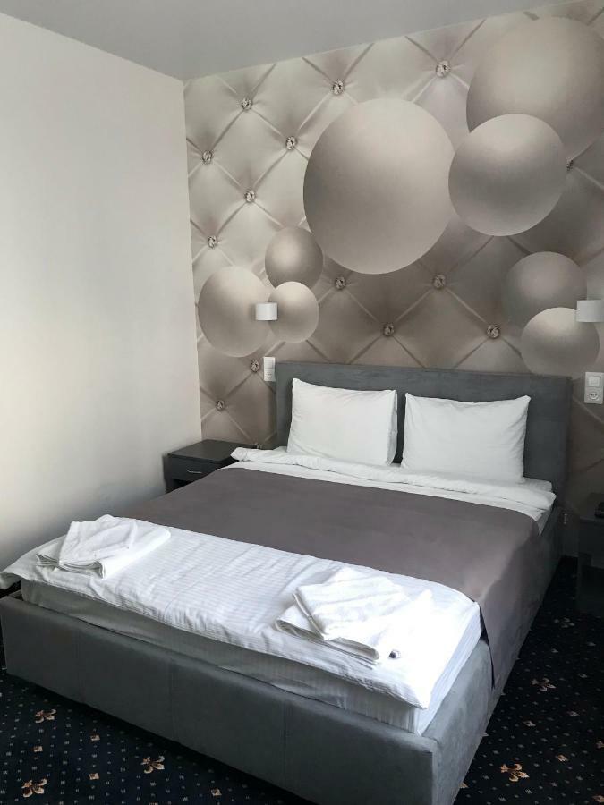 Biruza Club Hotel Petrivs'ke Bagian luar foto